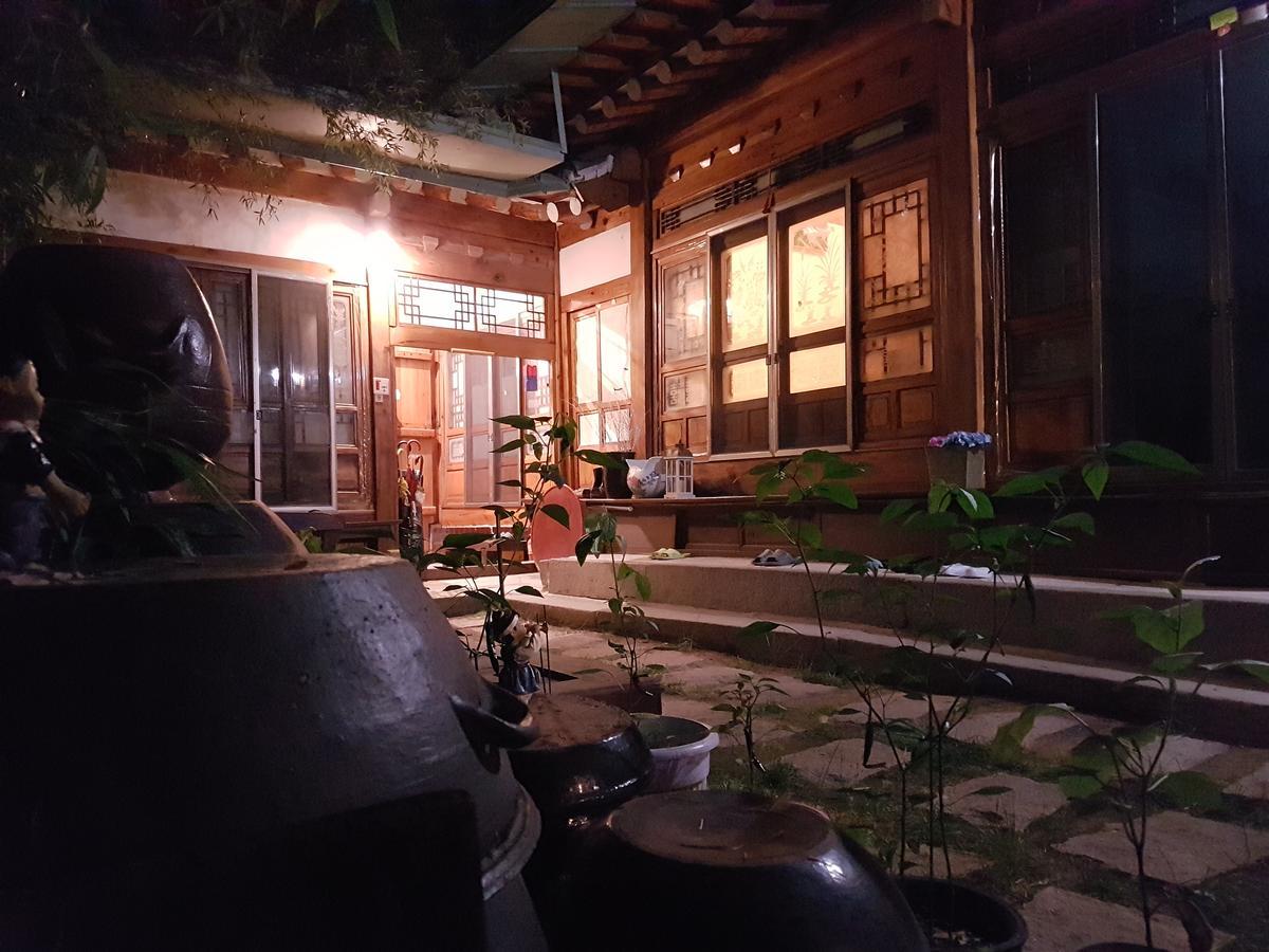 Gongsimga Hanok Guesthouse Seoul Ngoại thất bức ảnh