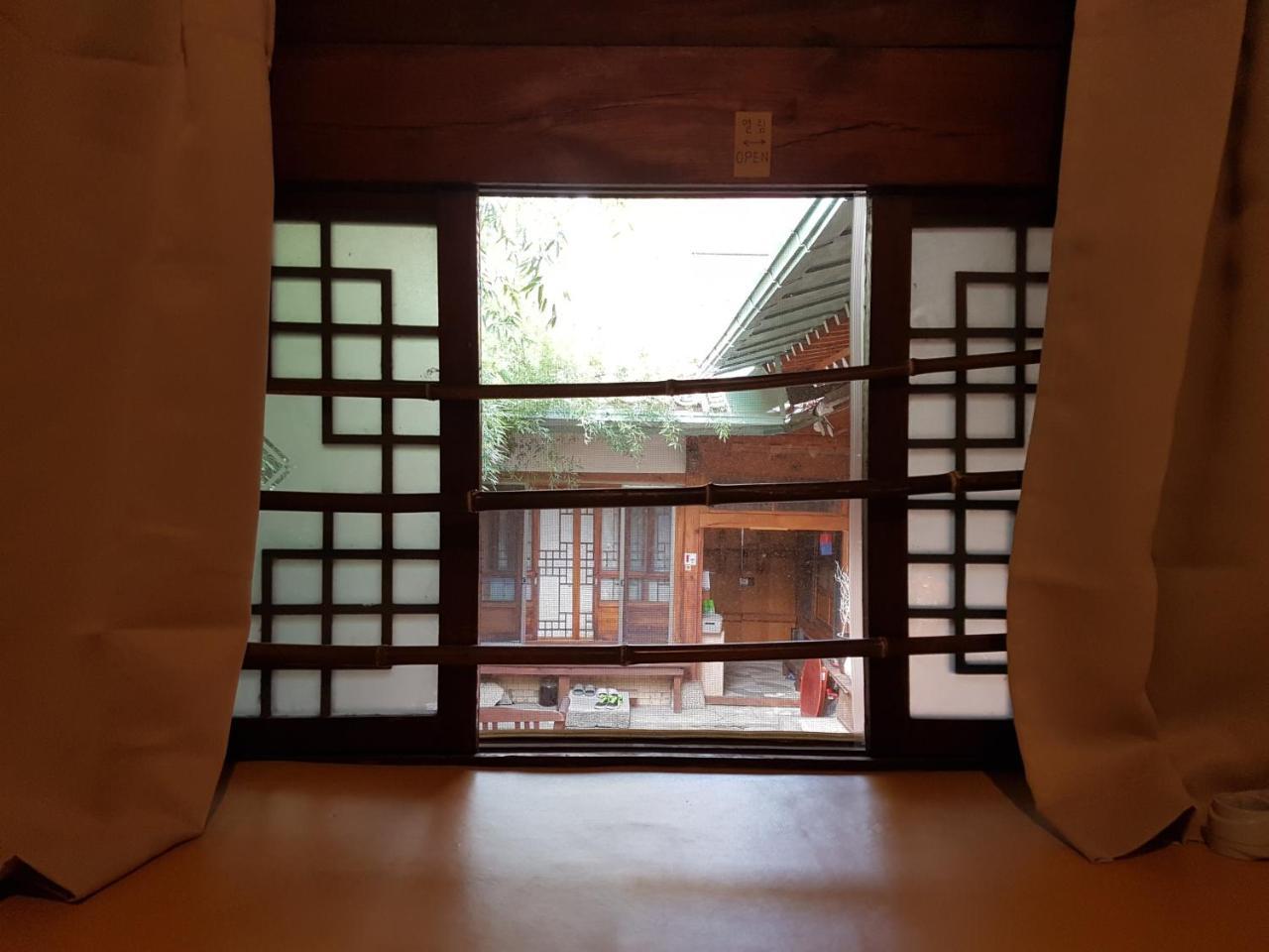 Gongsimga Hanok Guesthouse Seoul Ngoại thất bức ảnh