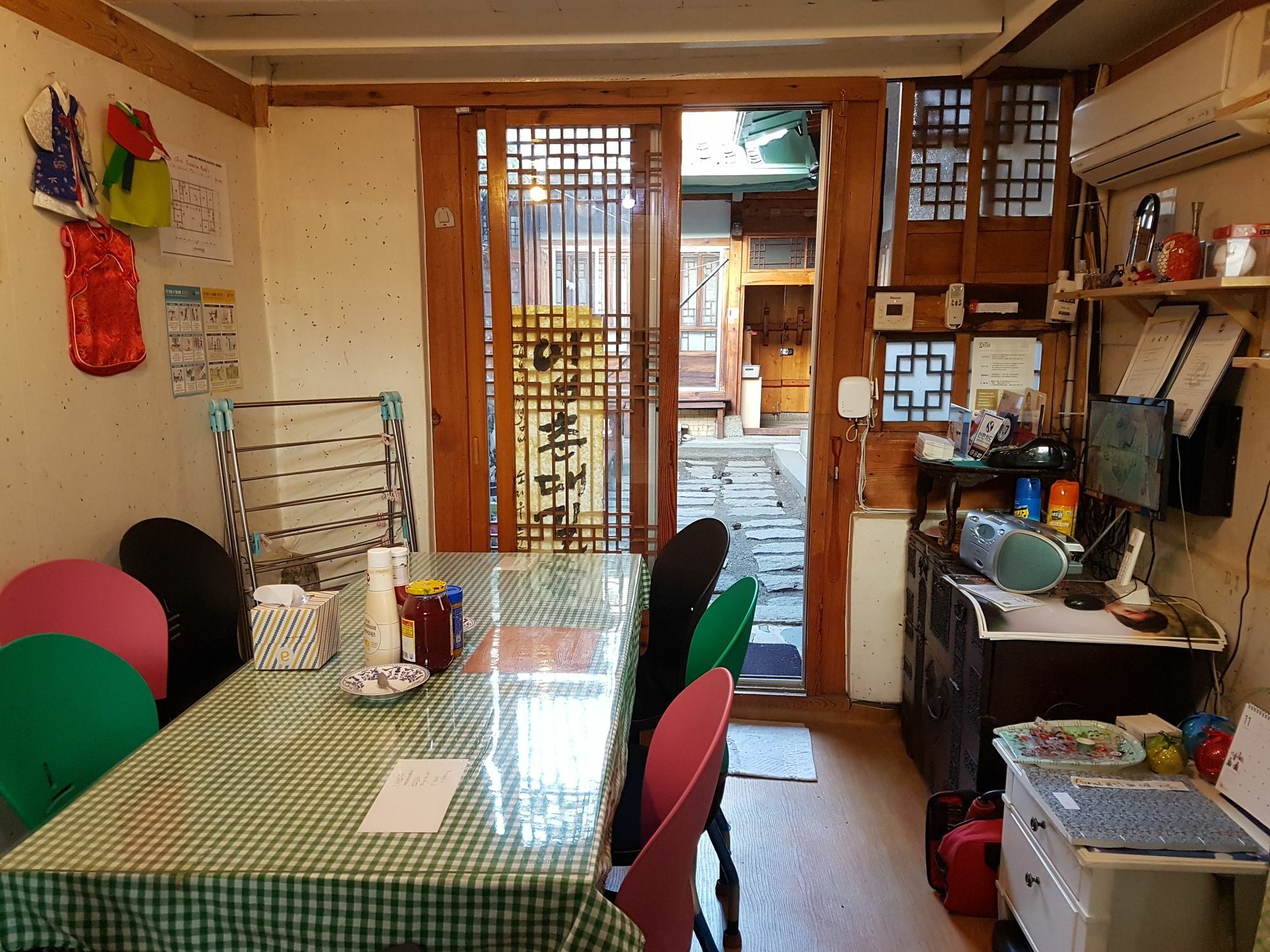 Gongsimga Hanok Guesthouse Seoul Ngoại thất bức ảnh